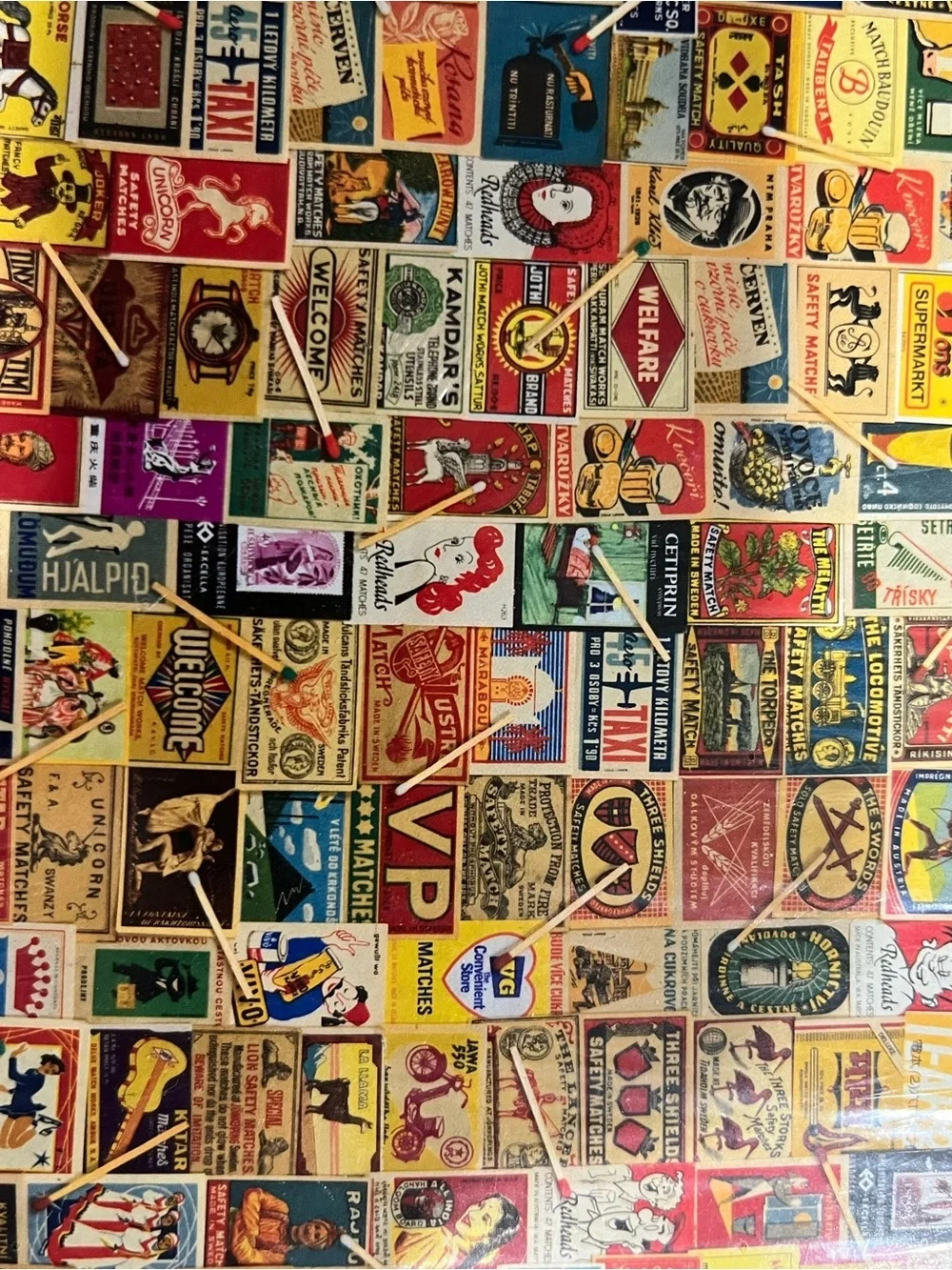 Vintage Matchboxes 1000-Piece Jigsaw Puzzle - Multicolor